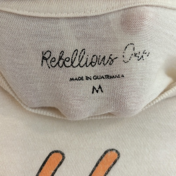 Graphic Tee - Picture 4 of 5